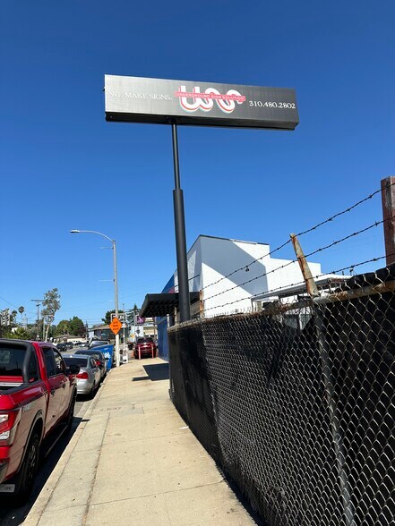 More Photos Of 1667-1671 Anaheim St, Harbor City Storefront Retail Office For Lease