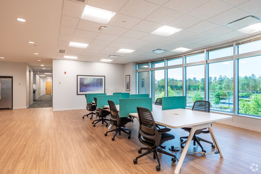 More Photos Of 2530 Meridian Pky, Durham Coworking Space