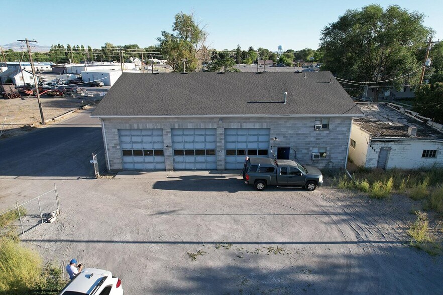 More Photos Of 425 S Maple St, Blackfoot Warehouse For Sale