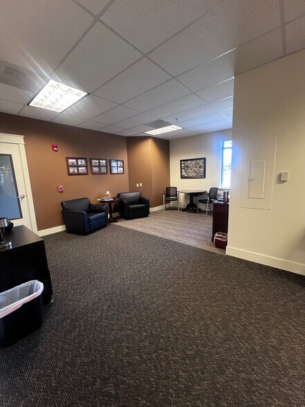 Primary Photo Of 354 SW Upper Terrace Dr, Bend Office For Lease
