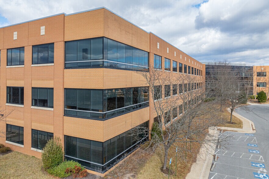 More Photos Of 940 Ridgebrook Rd, Sparks Office For Lease