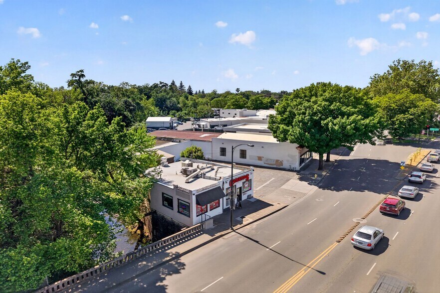 More Photos Of 1020 Main St, Chico Restaurant For Sale