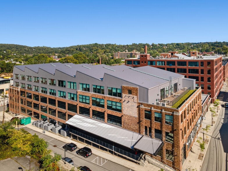 More Photos Of 7514 Thomas Blvd, Pittsburgh Office For Lease