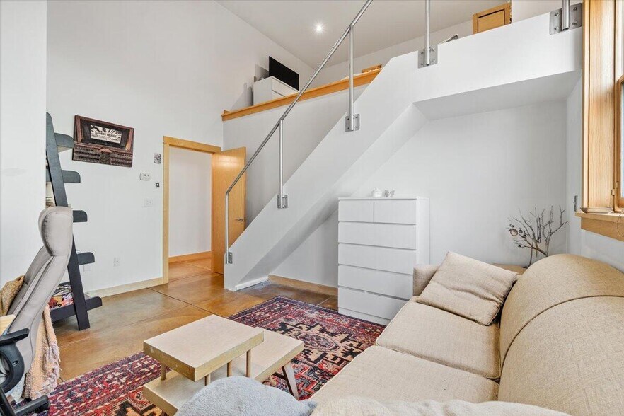 More Photos Of 507 2nd St, Eureka General Retail For Sale