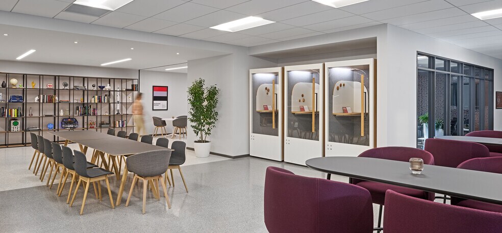 More Photos Of 625 Marquette Ave, Minneapolis Office For Sale