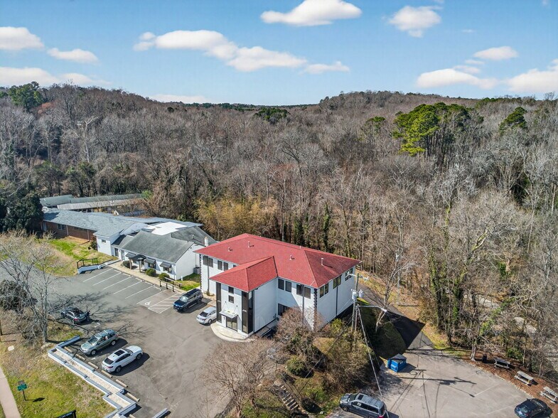 Primary Photo Of 1229 E Franklin St, Chapel Hill Loft Creative Space For Lease