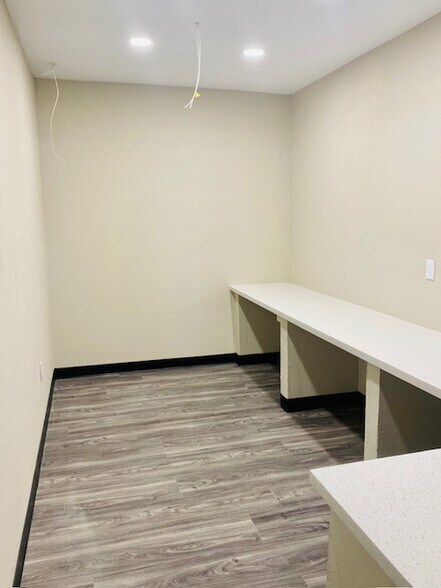 More Photos Of 440 E Southern Ave, Phoenix Medical For Lease