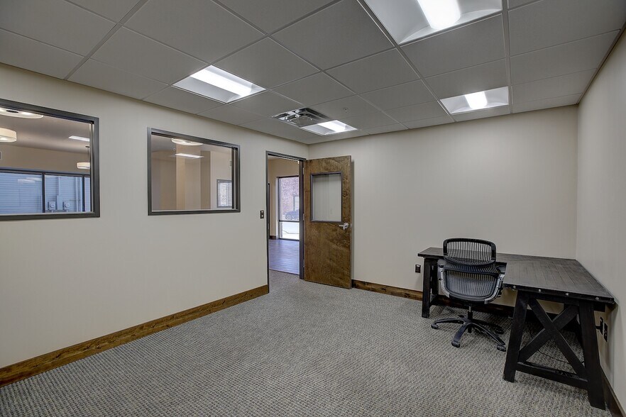 More Photos Of 810 S Rock St, Georgetown Apartments For Lease