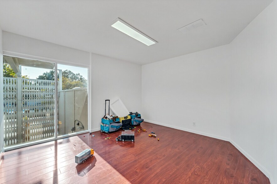 More Photos Of 556 N 1st St, San Jose Medical For Lease