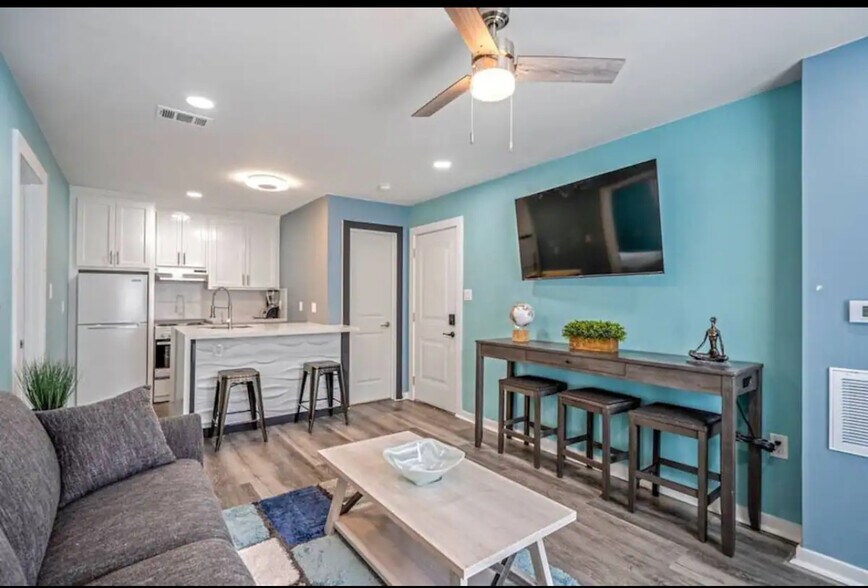 More Photos Of 2620 Arbor St, Houston Apartments For Sale