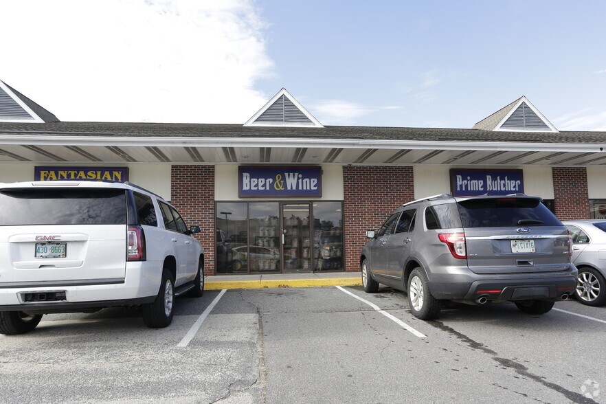 More Photos Of 58 Range Rd, Salem Unknown For Lease