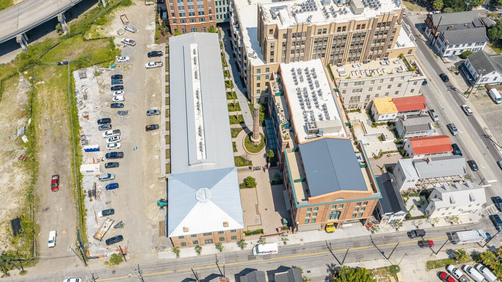 More Photos Of 40 Line St, Charleston Apartments For Lease