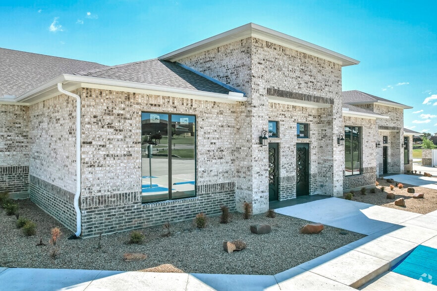 More Photos Of 1801 Rufe Snow Dr, Keller Medical For Lease