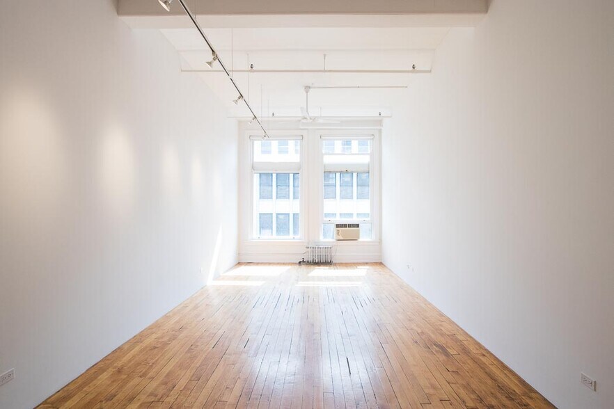 More Photos Of 1932 S Halsted St, Chicago Loft Creative Space For Lease
