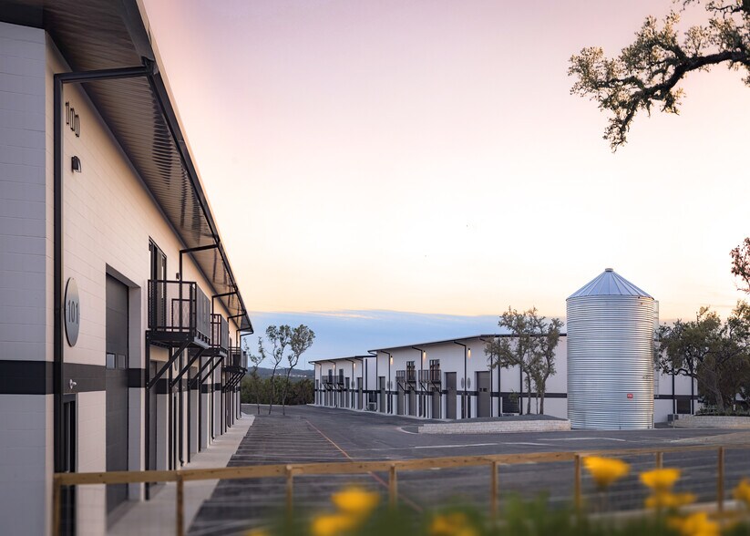 More Photos Of , Dripping Springs Flex For Sale
