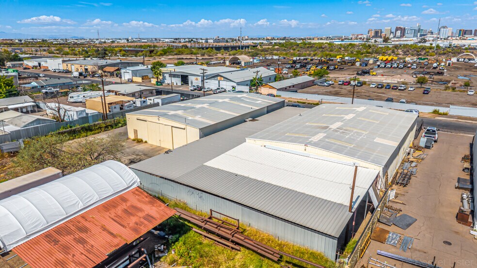 More Photos Of 315 E Pioneer St, Phoenix Unknown For Lease