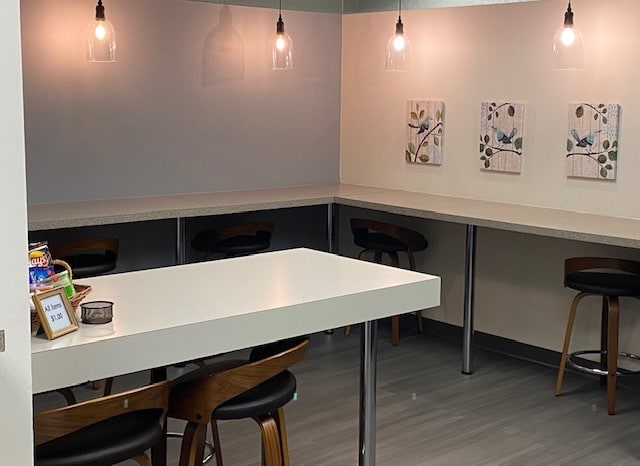 More Photos Of 101 W Ohio St, Indianapolis Office Residential For Lease