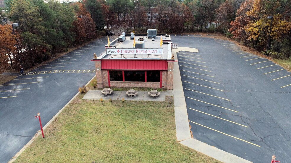 More Photos Of 630 S Frontage Rd, Wisconsin Dells Fast Food For Sale