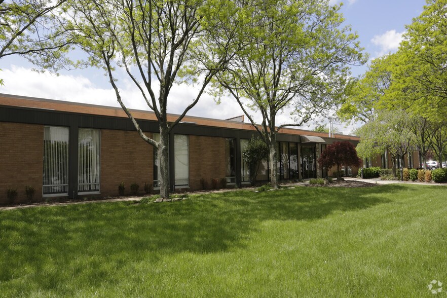 More Photos Of 140 LeGrand Ave, Northvale Manufacturing For Lease