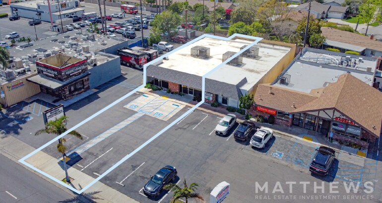 Primary Photo Of 564 N Tustin St, Orange Freestanding For Lease