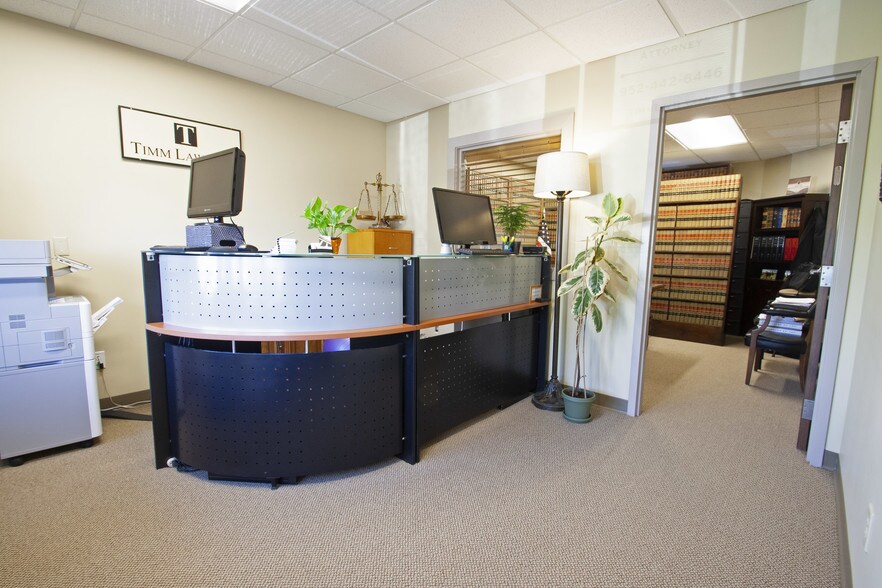 More Photos Of 522 Faxon Rd N, Norwood Young America Medical For Lease