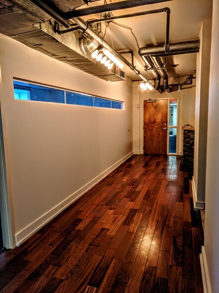 More Photos Of 33 6th St S, Saint Petersburg Loft Creative Space For Lease