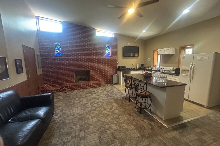 More Photos Of 2808 Azalea Pl, Nashville Loft Creative Space For Sale