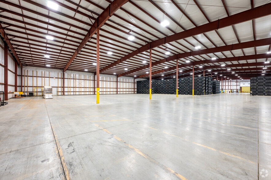 More Photos Of 2230 E Co Rd 300 N, Greensburg Distribution For Lease