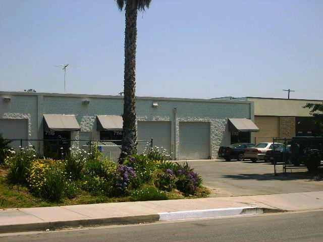 More Photos Of 7112-7118 De Celis Pl, Van Nuys Warehouse For Sale