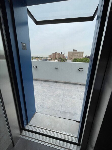 More Photos Of 463 Pulaski St, Brooklyn Medical For Lease