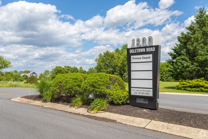 More Photos Of 1800 Ogletown Rd, Newark Distribution For Lease