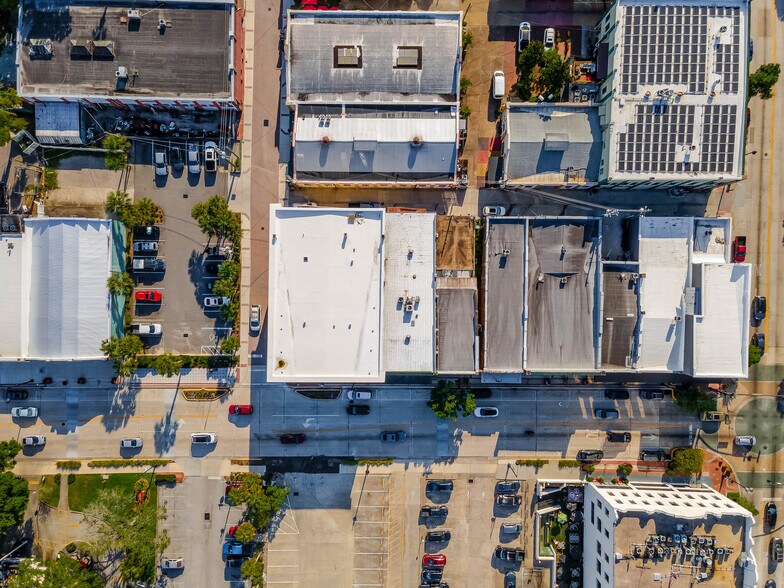 More Photos Of 114 S Woodland Blvd, Deland Storefront For Sale