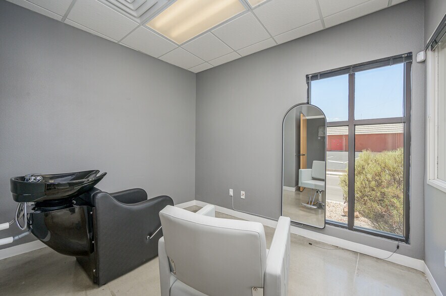 More Photos Of 1491 Palma Rd, Bullhead City Medical For Sale