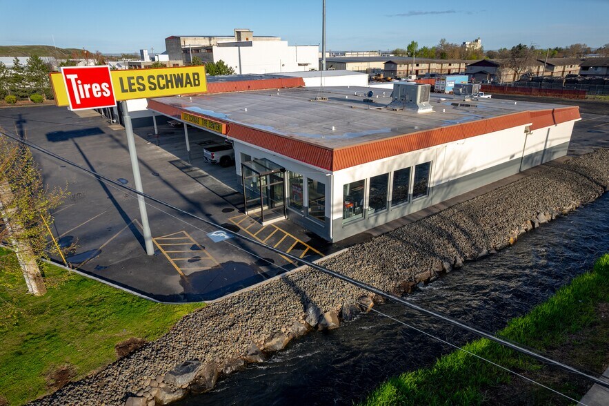 More Photos Of 609 E Broadway Ave, Milton-Freewater Freestanding For Sale