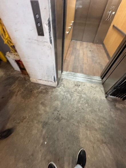 More Photos Of 2801 Biscayne Blvd, Miami Freestanding For Lease