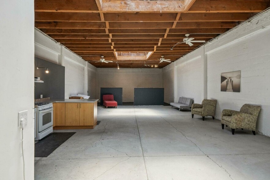 More Photos Of 237 Clara St, San Francisco Office For Sale