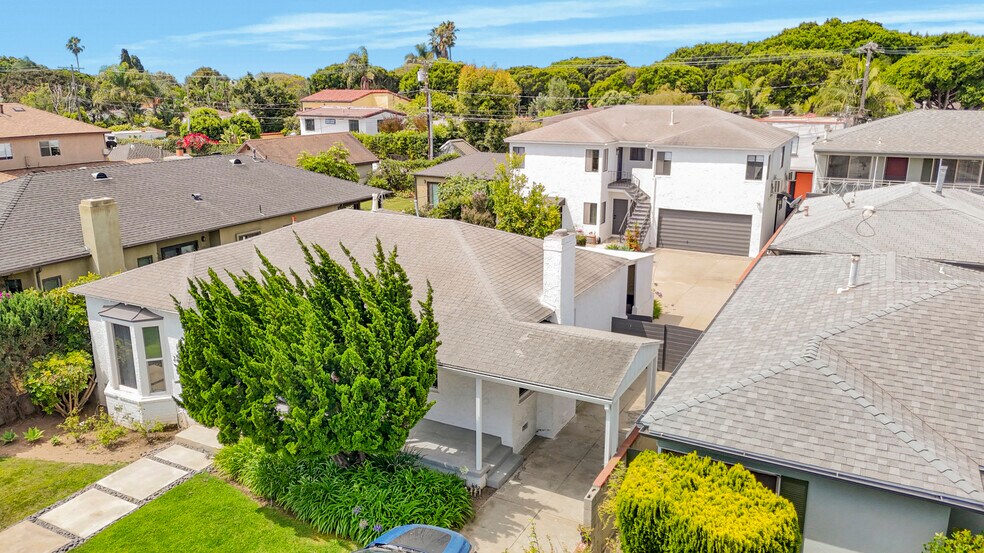More Photos Of 2218 24th St, Santa Monica Apartments For Sale