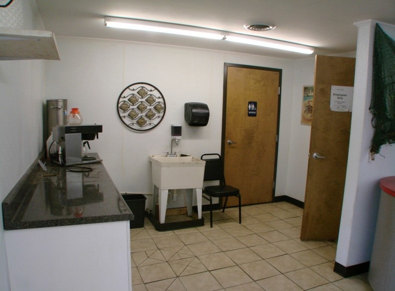 More Photos Of 2500 Cashua Ferry Rd, Darlington Restaurant For Sale