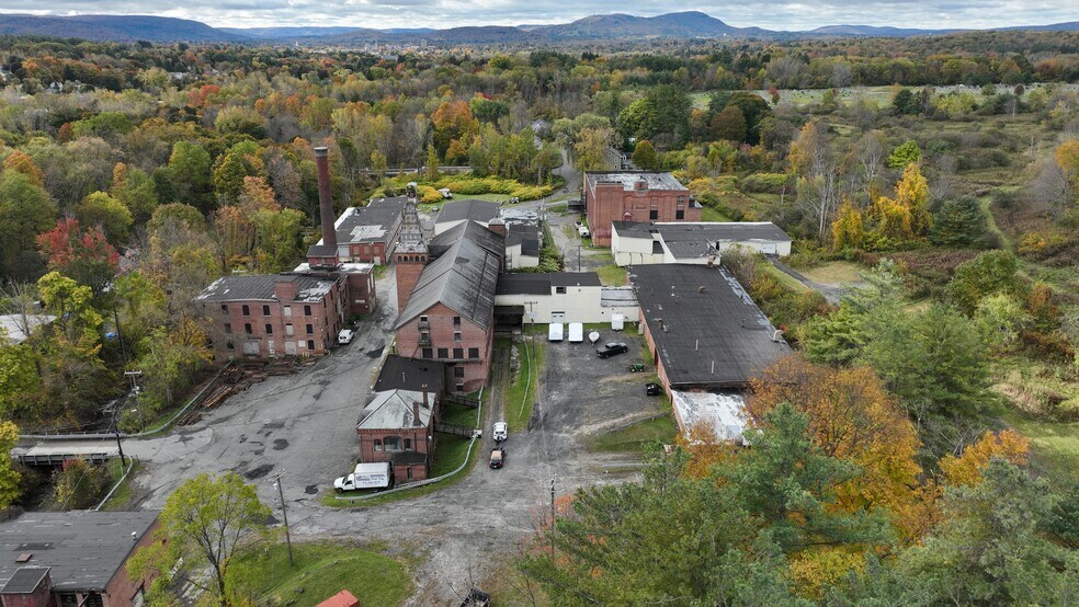 More Photos Of 20 Keeler St, Pittsfield Manufacturing For Sale