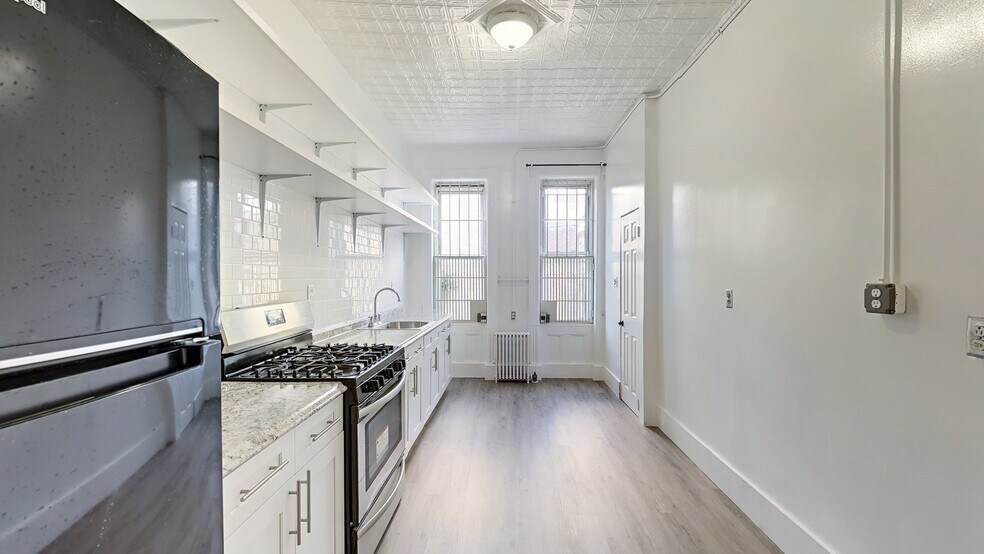 More Photos Of 181 Irving Ave, Brooklyn Storefront Retail Residential For Sale