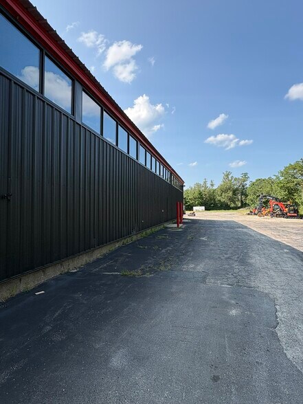 More Photos Of 1100 Warren Ave, East Providence Auto Dealership For Sale