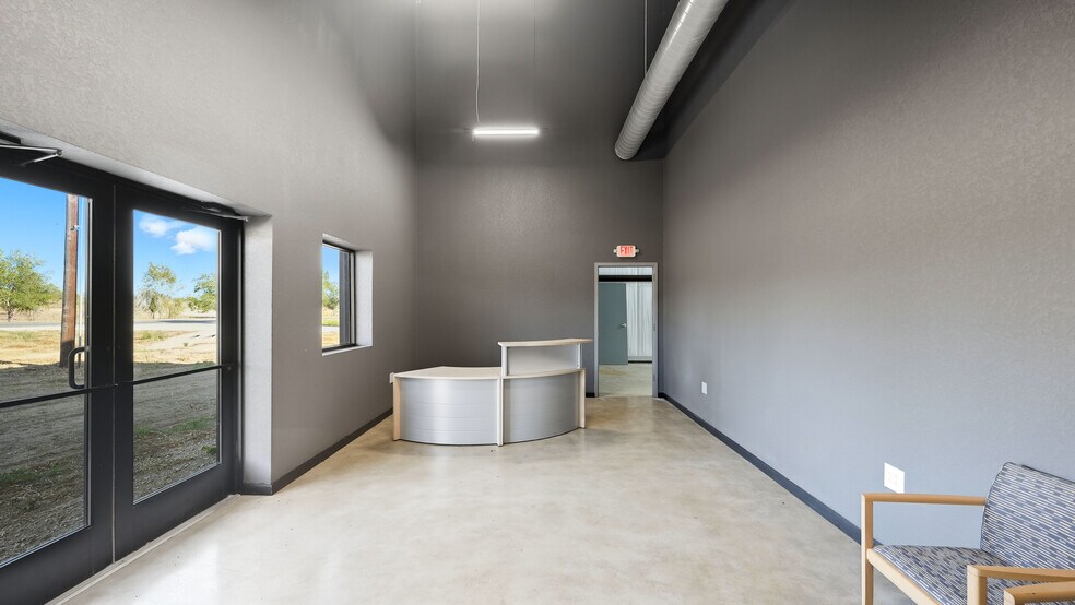 More Photos Of 5345 US 87, Stockdale Warehouse For Sale