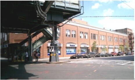 More Photos Of 840 Westchester Ave, Bronx Storefront For Sale