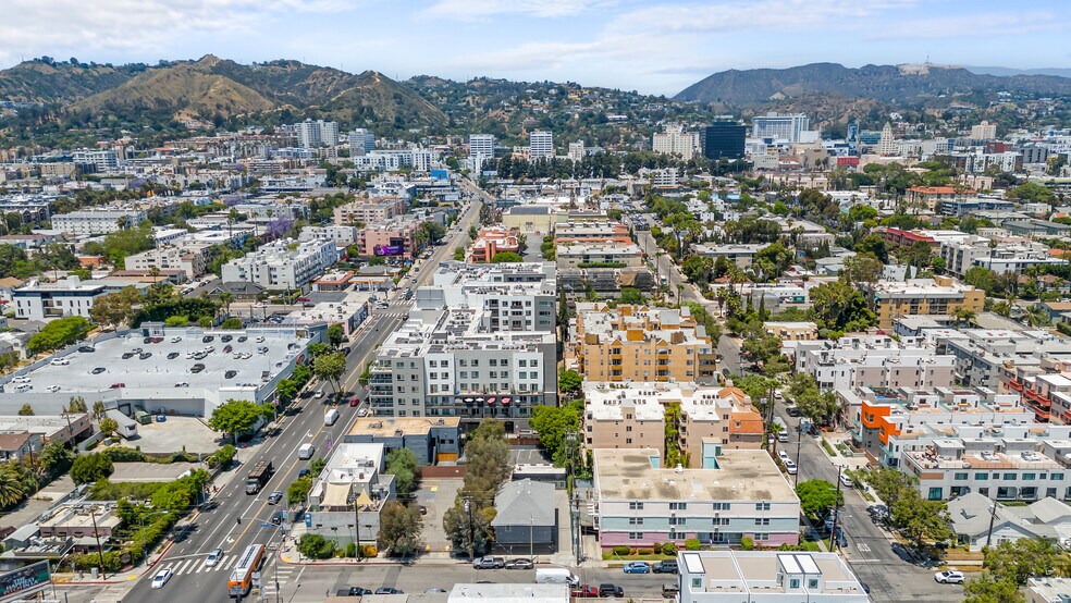 More Photos Of 7065 Lexington Ave, West Hollywood Loft Creative Space For Sale