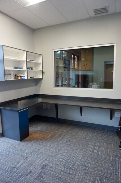 More Photos Of 19722-19732 One Norman Blvd, Cornelius Storefront For Lease