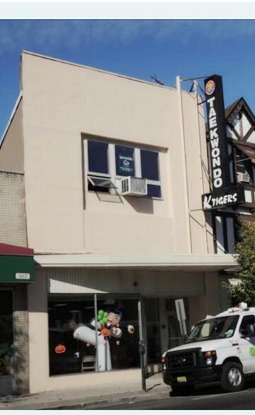More Photos Of 665 Anderson Ave, Cliffside Park Storefront Retail Office For Lease