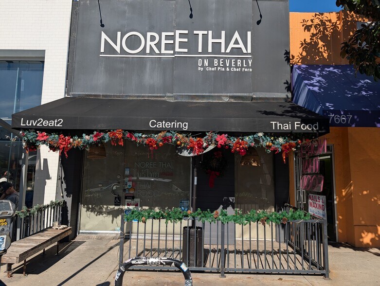 Primary Photo Of 7667-7675 Beverly Blvd, Los Angeles Storefront For Lease