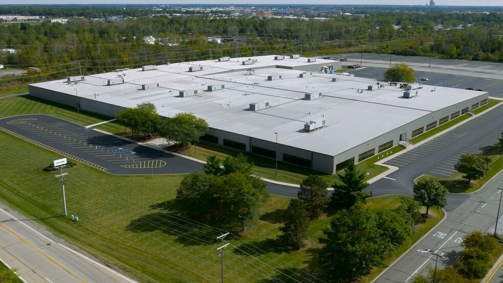 Primary Photo Of 7310 Innovation Blvd, Fort Wayne Manufacturing For Lease