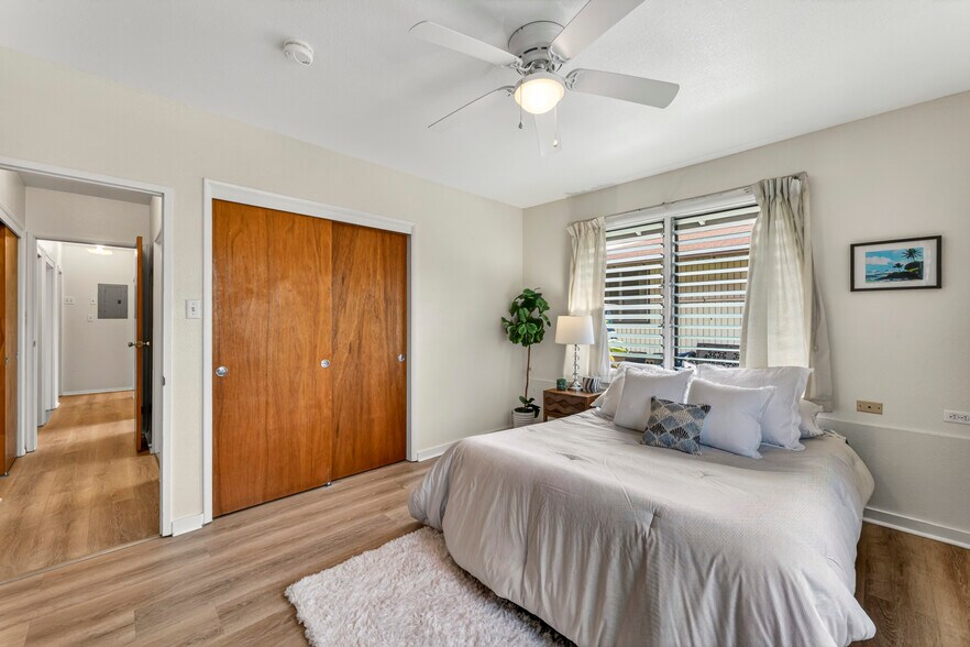 More Photos Of 1128 Alohi Way, Honolulu Multifamily For Sale