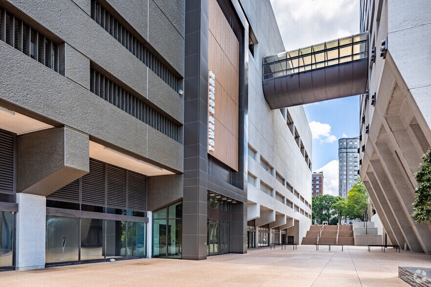 More Photos Of 675 W Peachtree St NW, Atlanta Office For Lease